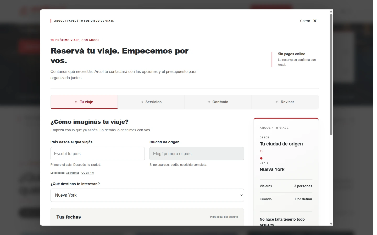 Solicitud de viaje por pasos con datos condicionales y resumen visible